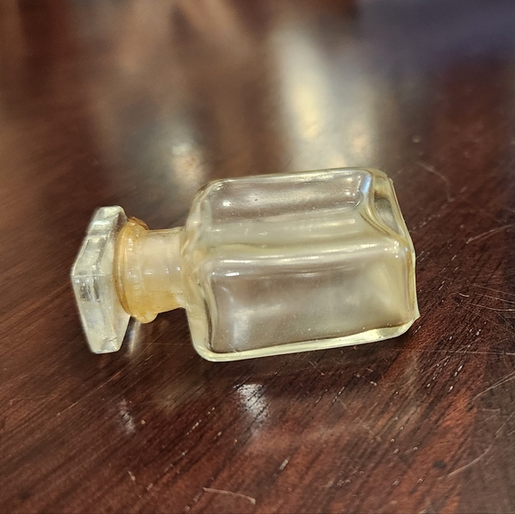 Small Vintage Glass Perfume Bottle FRANCE - Picture 6 of 16